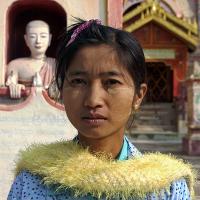 Jeune  Birmane à Than Bodday